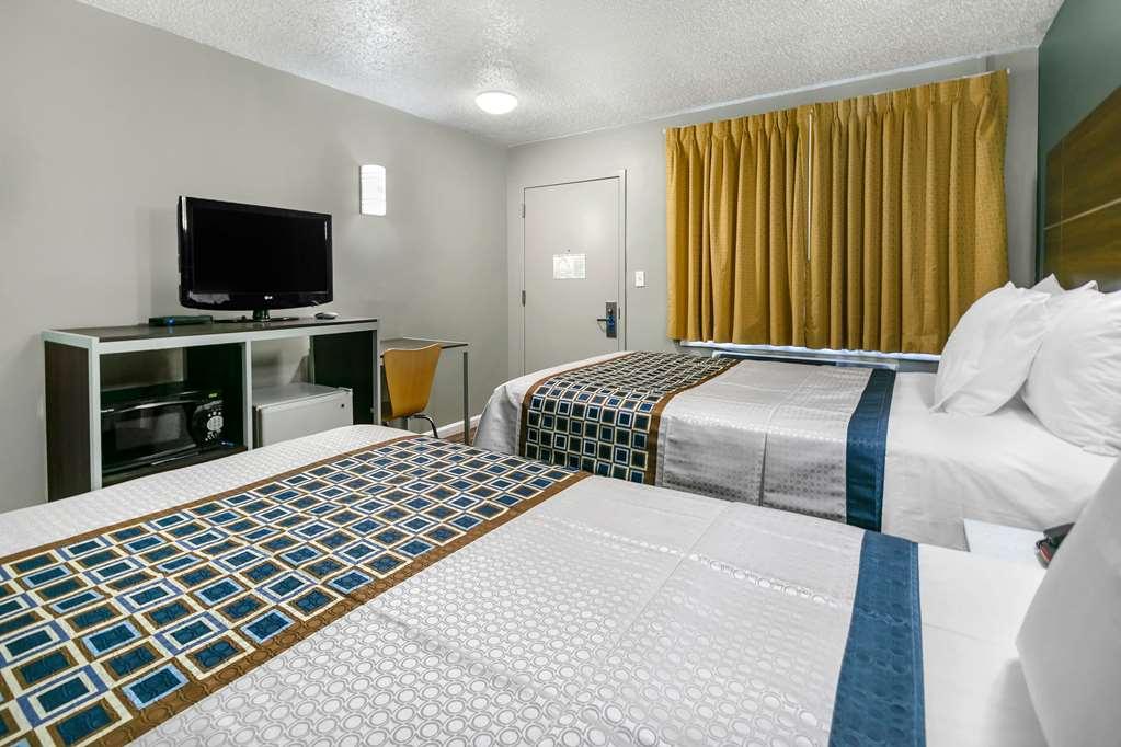 Knights Inn Bristol Levittown Δωμάτιο φωτογραφία