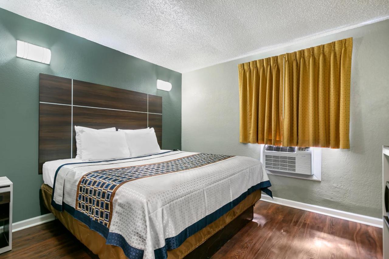 Knights Inn Bristol Levittown Εξωτερικό φωτογραφία