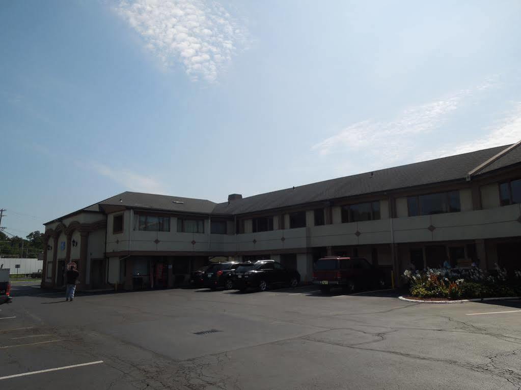 Knights Inn Bristol Levittown Εξωτερικό φωτογραφία