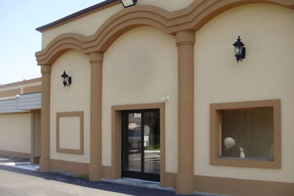 Knights Inn Bristol Levittown Εξωτερικό φωτογραφία