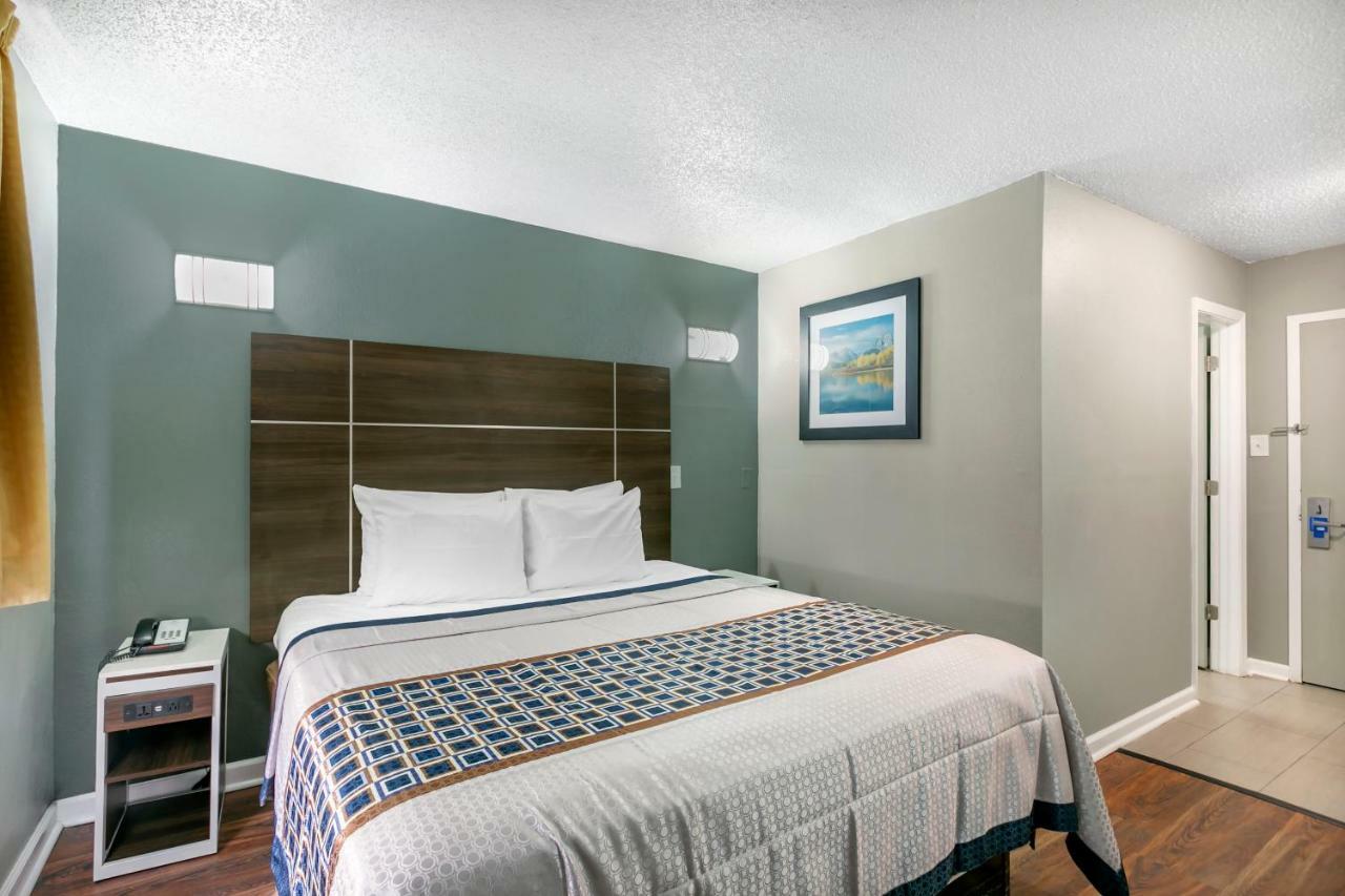 Knights Inn Bristol Levittown Εξωτερικό φωτογραφία